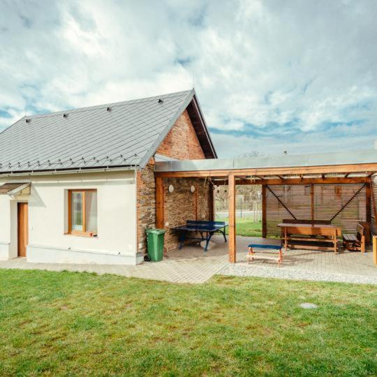 Apartmany Dalov Sternberk Exterior photo